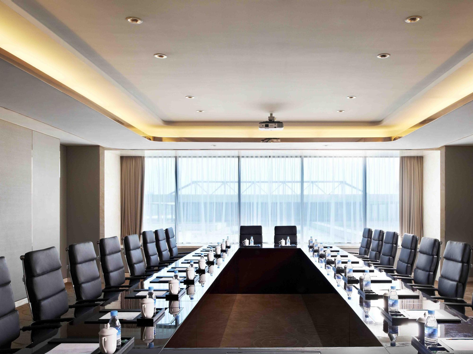 Four Points By Sheraton Langfang, Gu'An Экстерьер фото